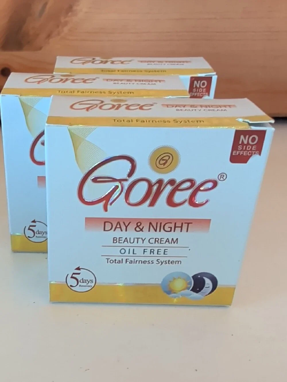 New, 3pcs. Goree Day & Night Beauty Cream Oil-Free - White/Gold.🌟